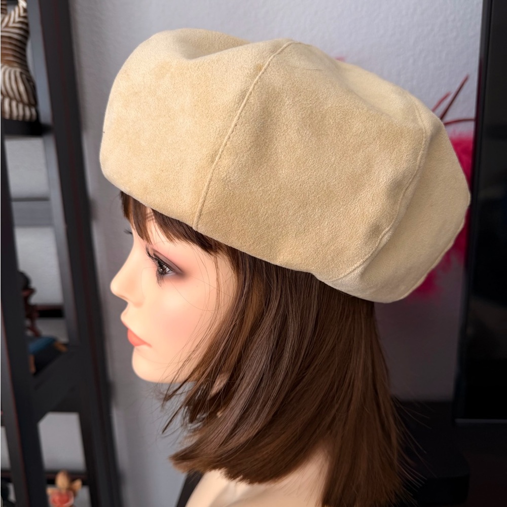 Vintage Faux Suede Tan Beret - Picture 2 of 8